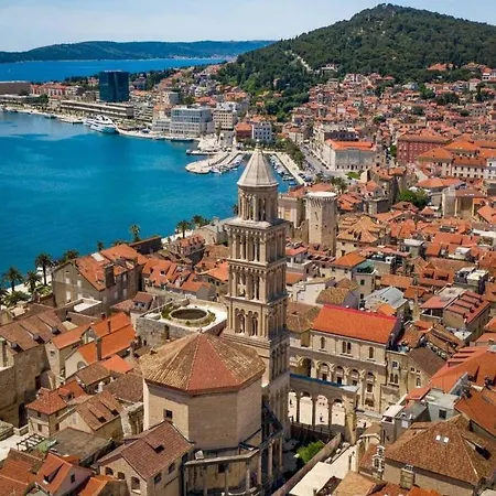 Paolo By The Znjan Apartamento *