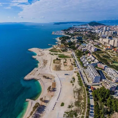 Paolo By The Znjan Appartement Split
