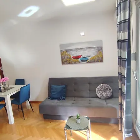 Apartment Paolo By The Znjan Split