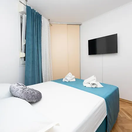 Paolo By The Znjan Appartement